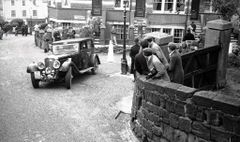 Bentley-time-trials-Castle-Hill-Road-Hastings-RAC-Rally-1955.